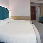Pietrak 4*
